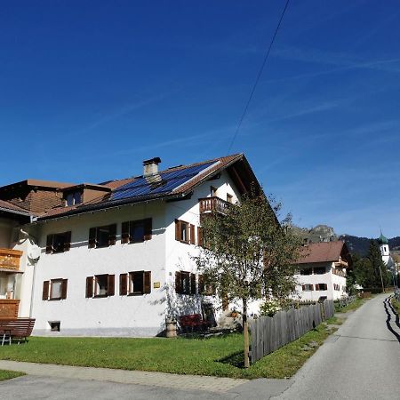 Rosa'S Ferienhaus Ferienwohnung Rote Flueh Grän 外观 照片